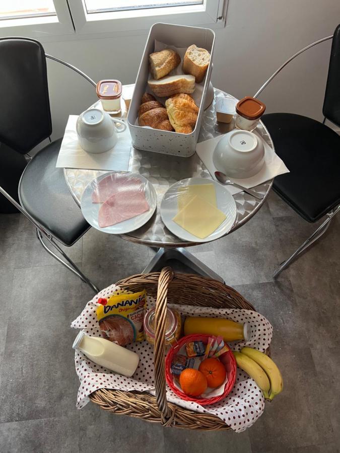 Bed and Breakfast Aux Charmes 2 Isques Exteriér fotografie